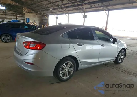 2018 Chevrolet Cruze Lt z USA, uszkodzony, nr VIN 1G1BE5SM7J7117177